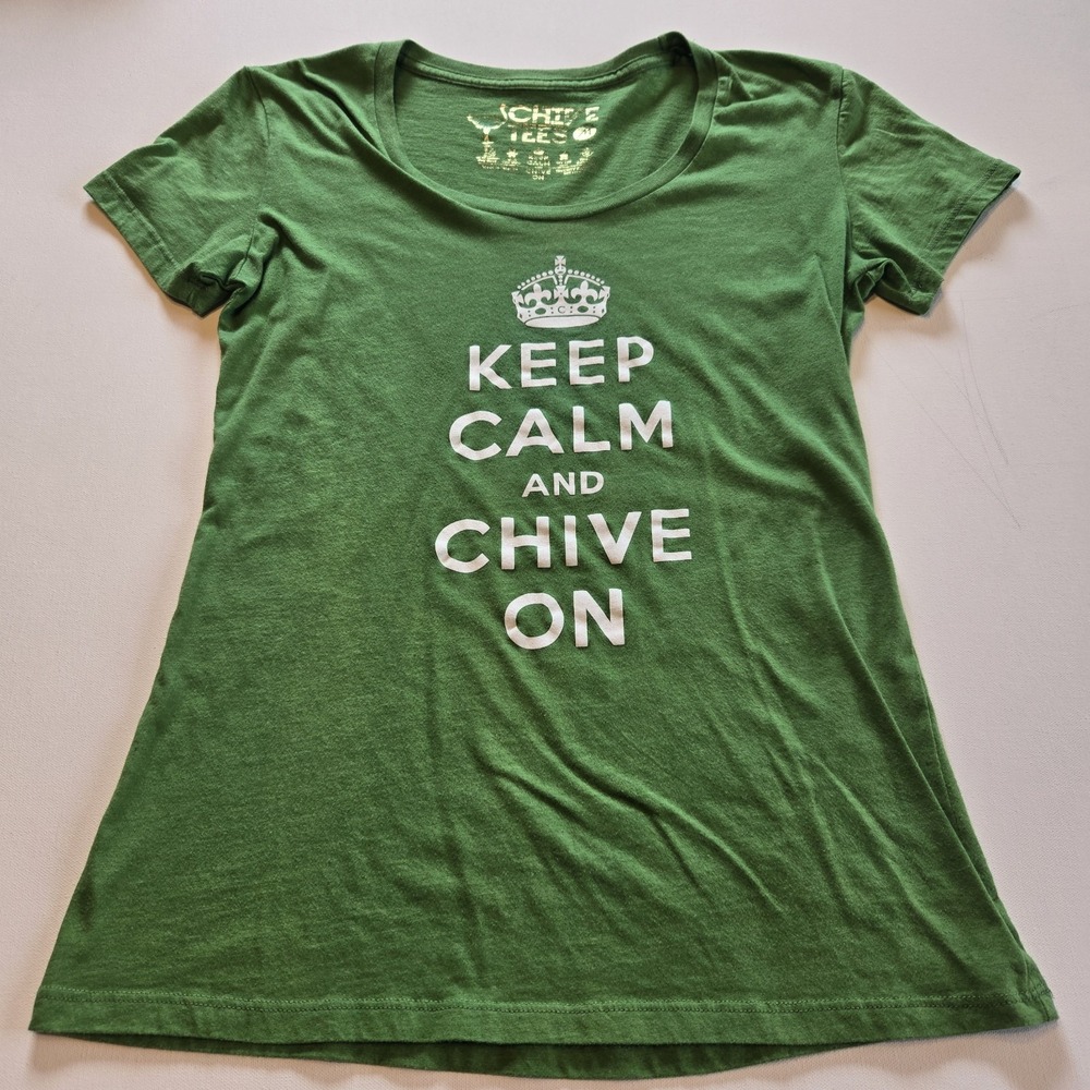 Chive Tees Keep Calm and Chive On Women Size M‎ Green Short Sleeve T Shirt